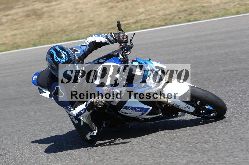 Archiv-2022/51 10.08.2022 Freeride Training ADR/Medium/1